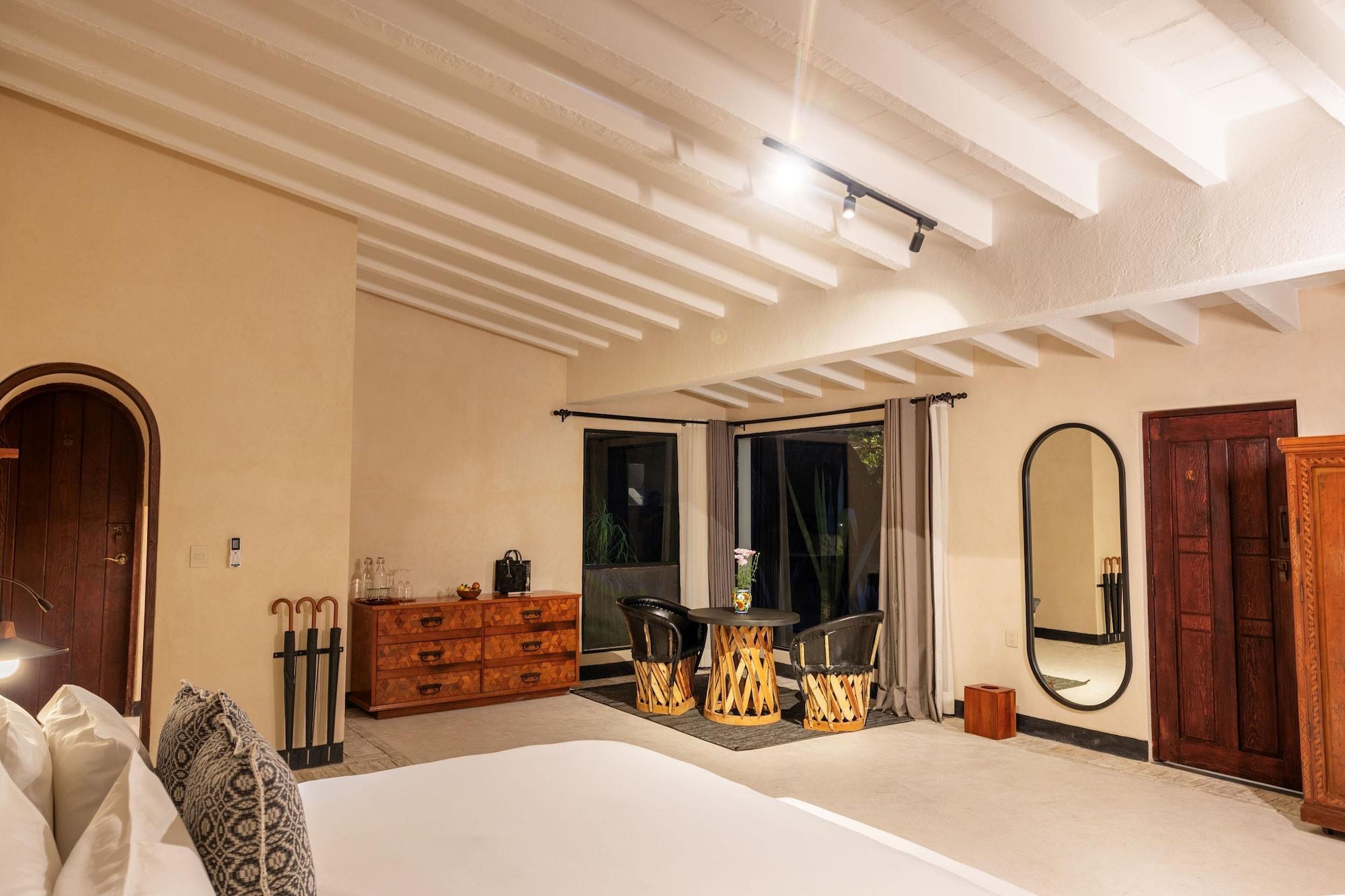 image-housing-carousel