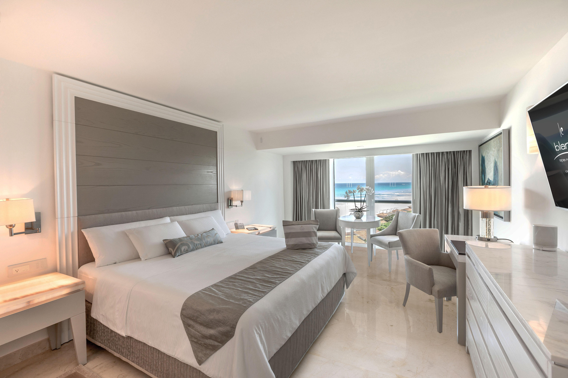 Habitación Estándar con Vista Parcial del Mar