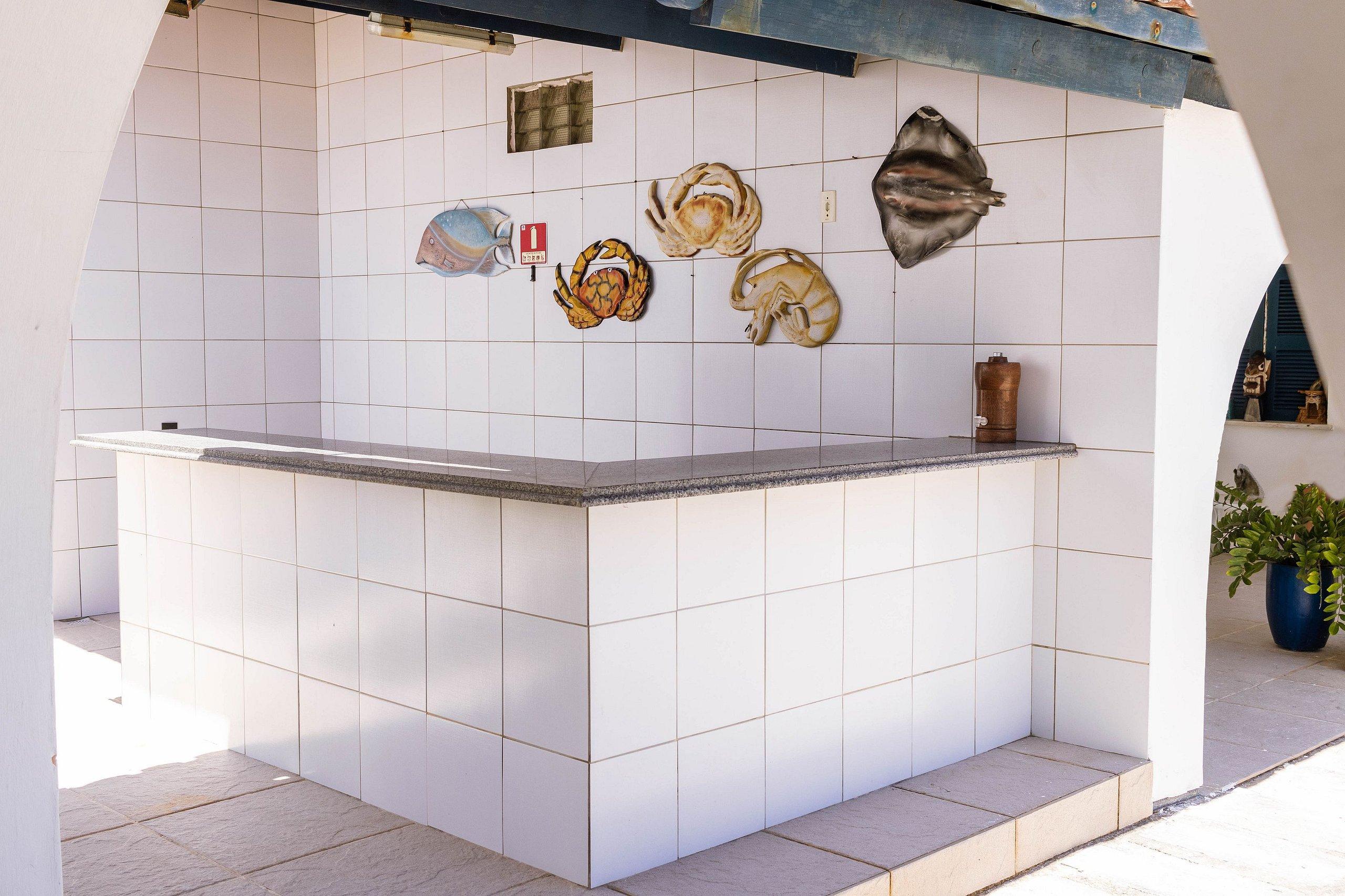 image-housing-carousel