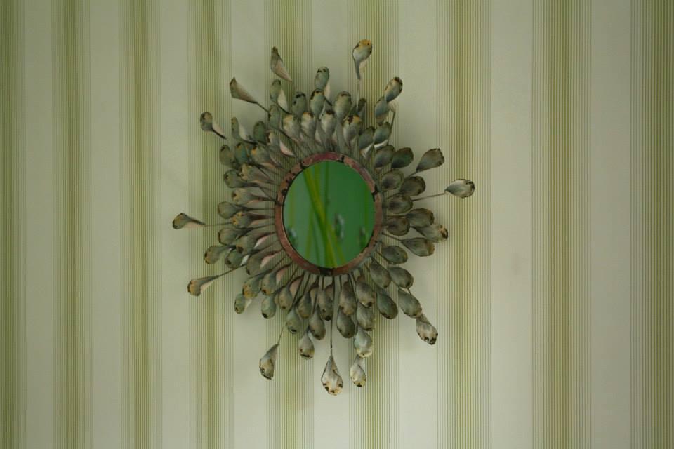 image-housing-carousel