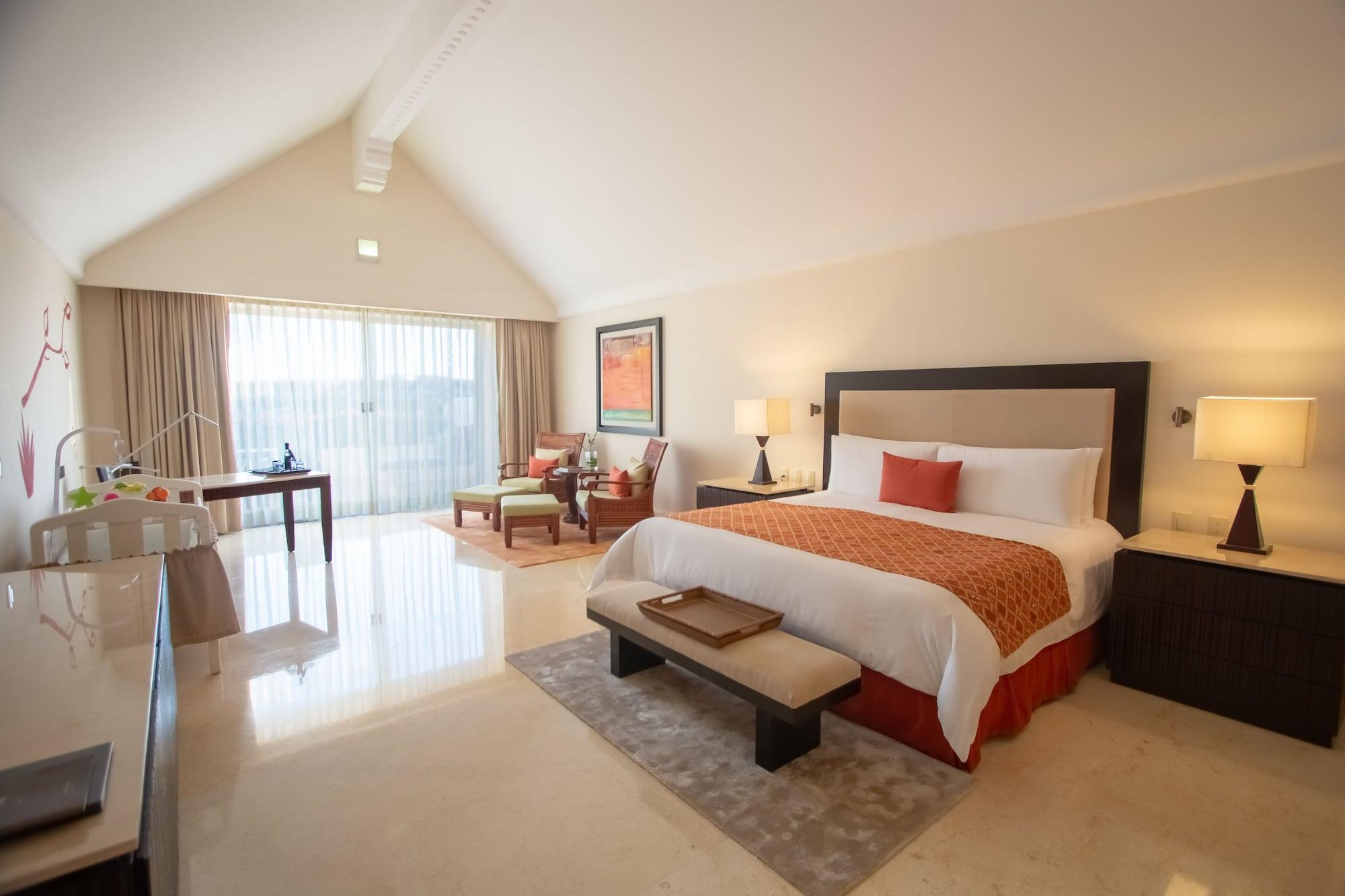 Ambassador Two Bedrooms Family Suite Ocean View