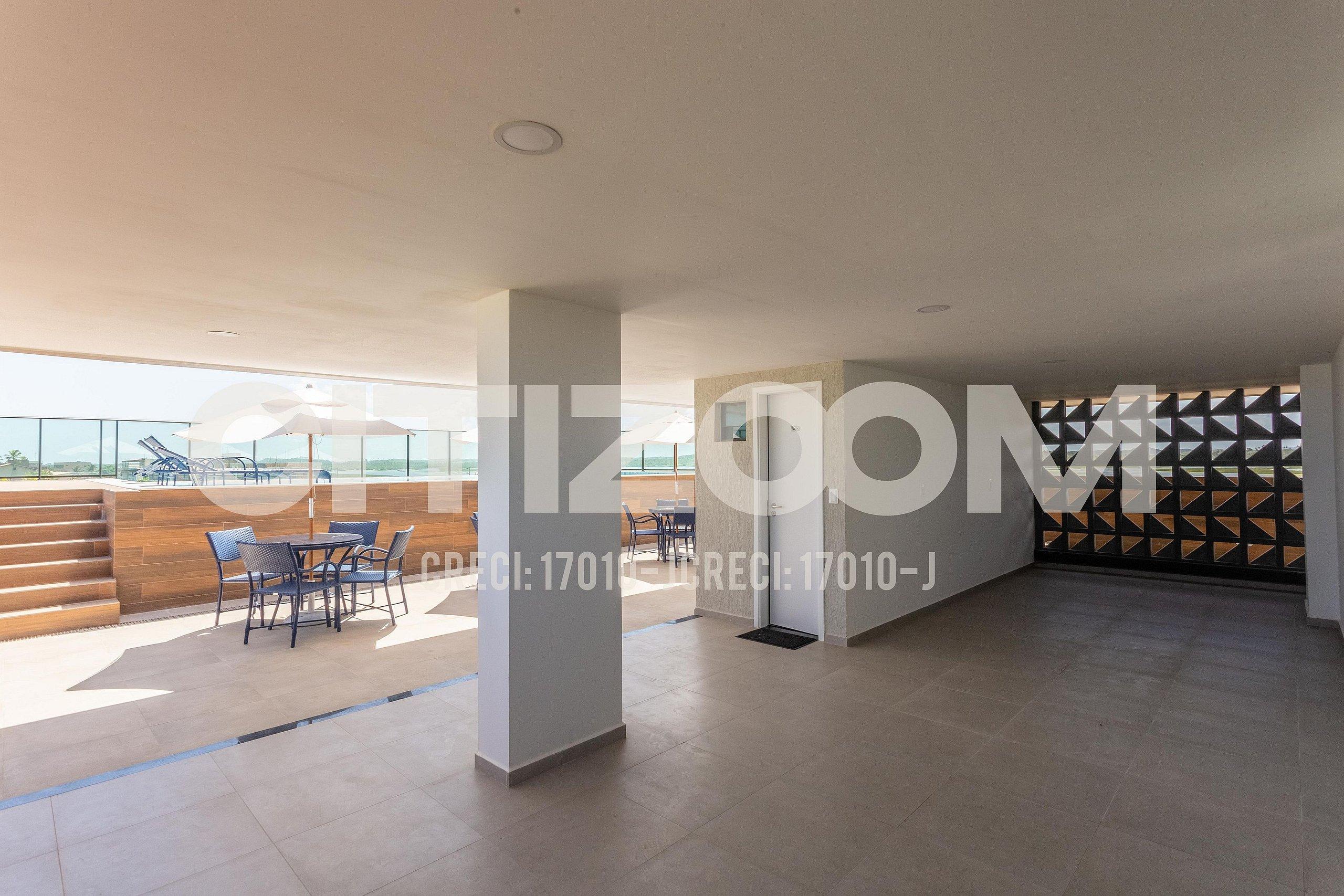 image-housing-carousel