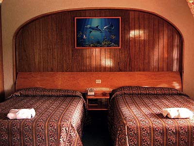 image-housing-carousel