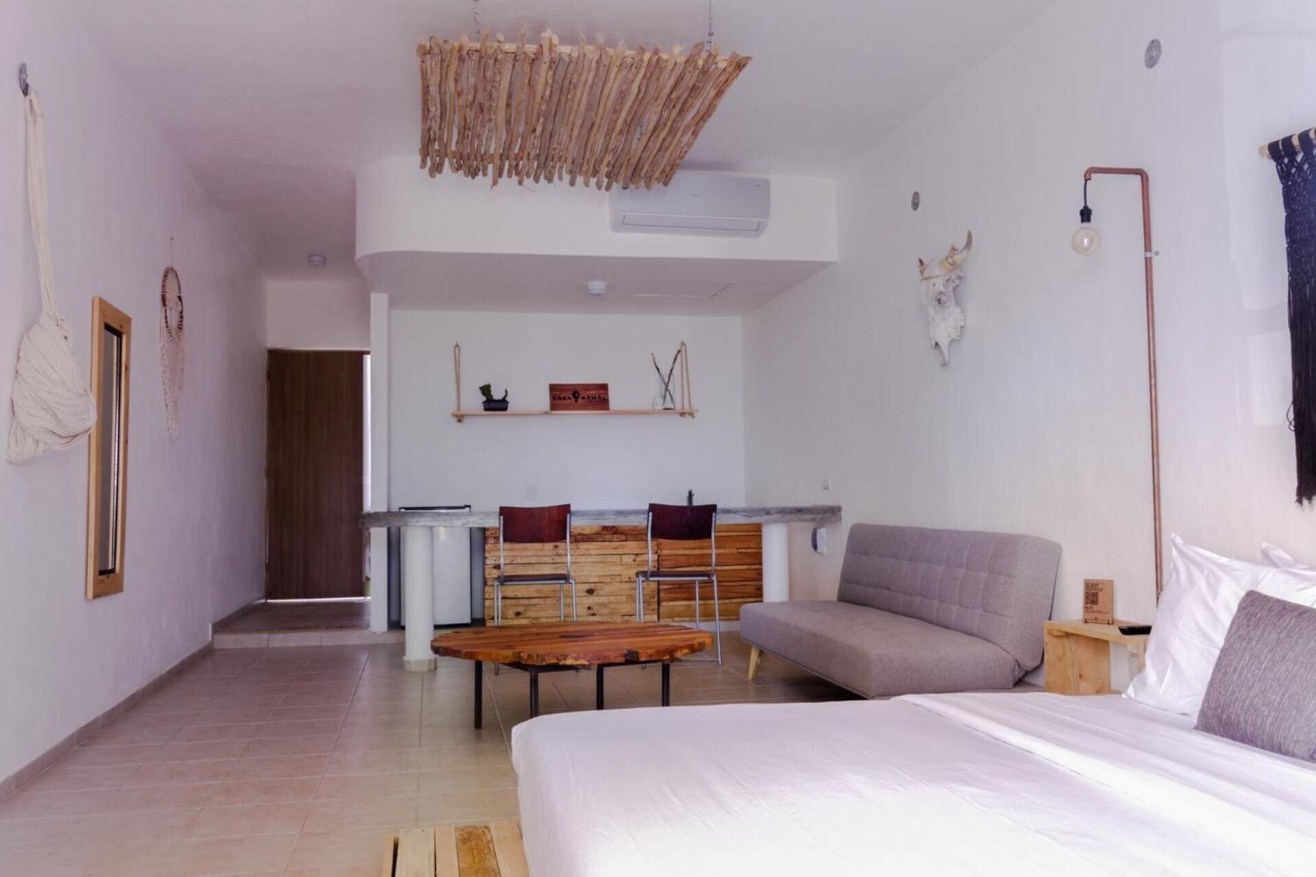 image-housing-carousel