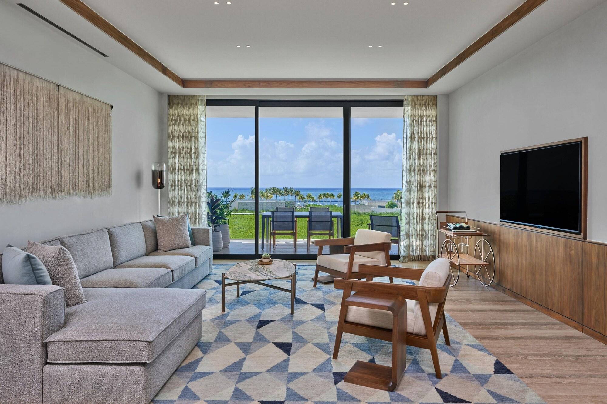 St. Regis Suite