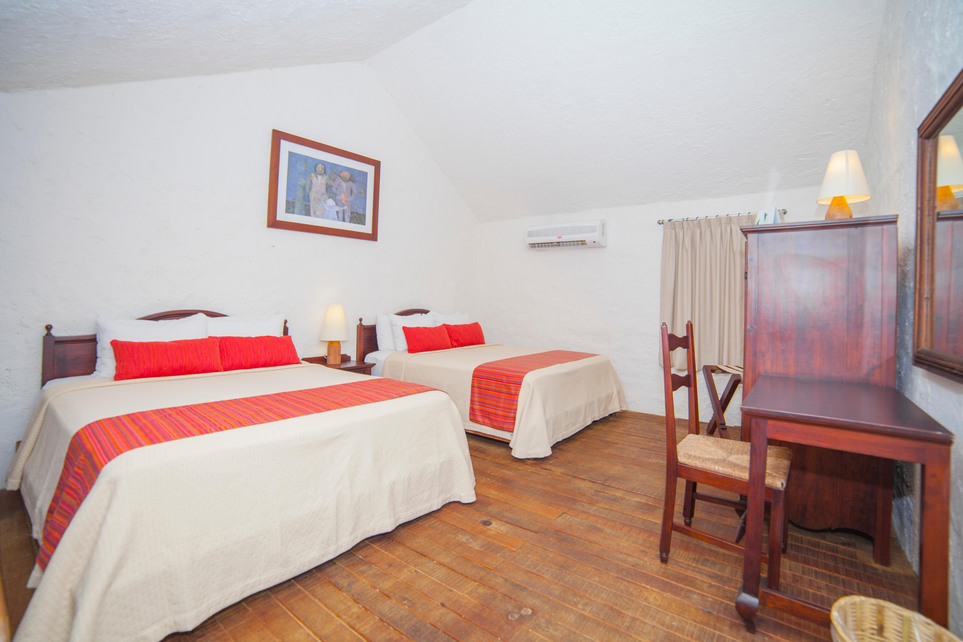 Suite Júnior con Vista al Jardín