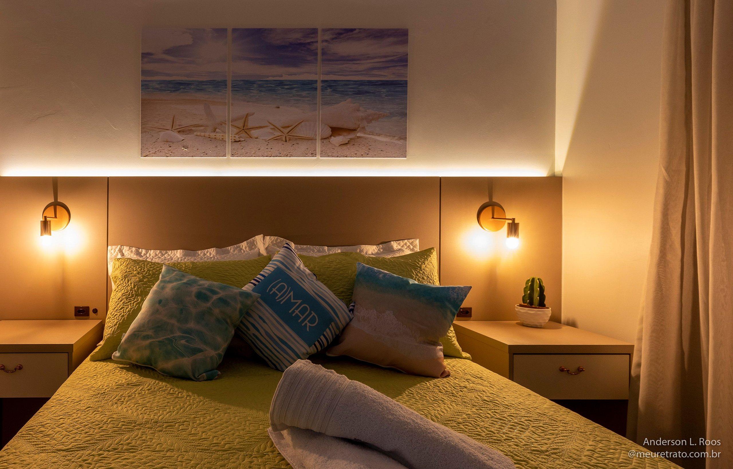image-housing-carousel