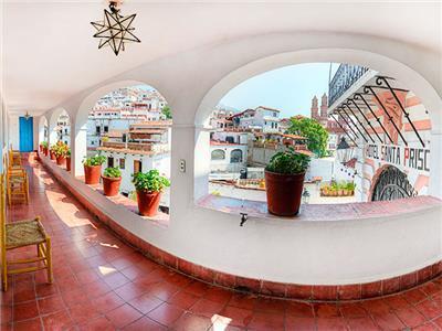 image-housing-carousel