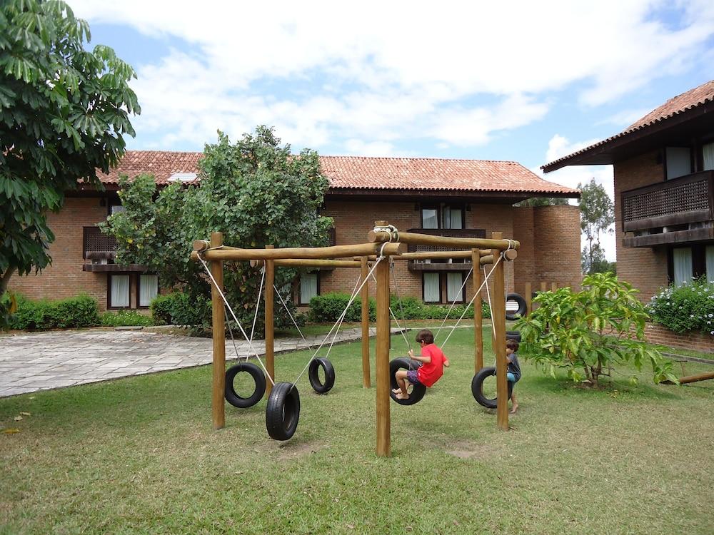 image-housing-carousel