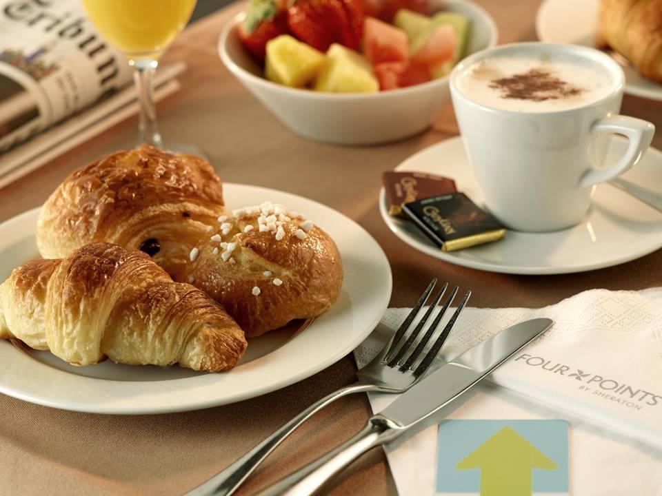 image-housing-carousel