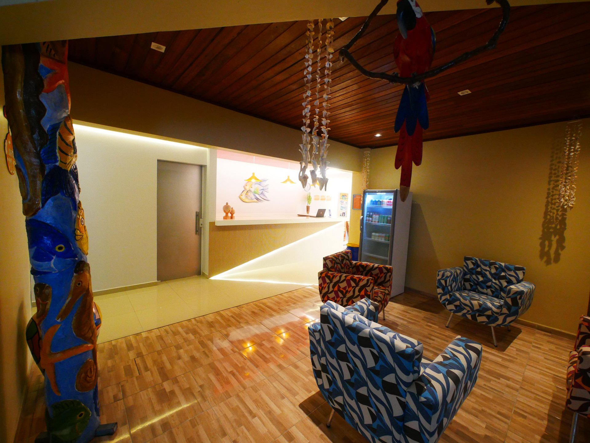 image-housing-carousel