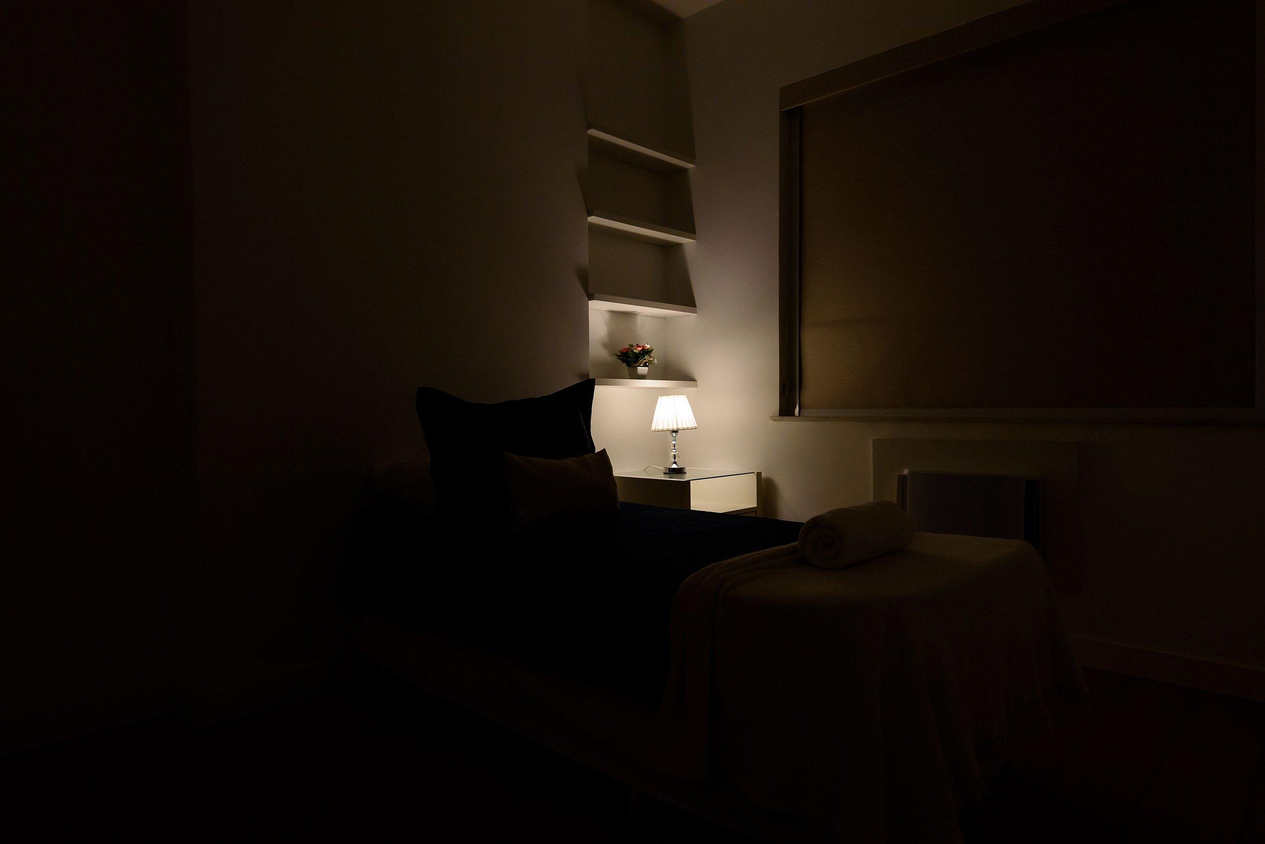 image-housing-carousel