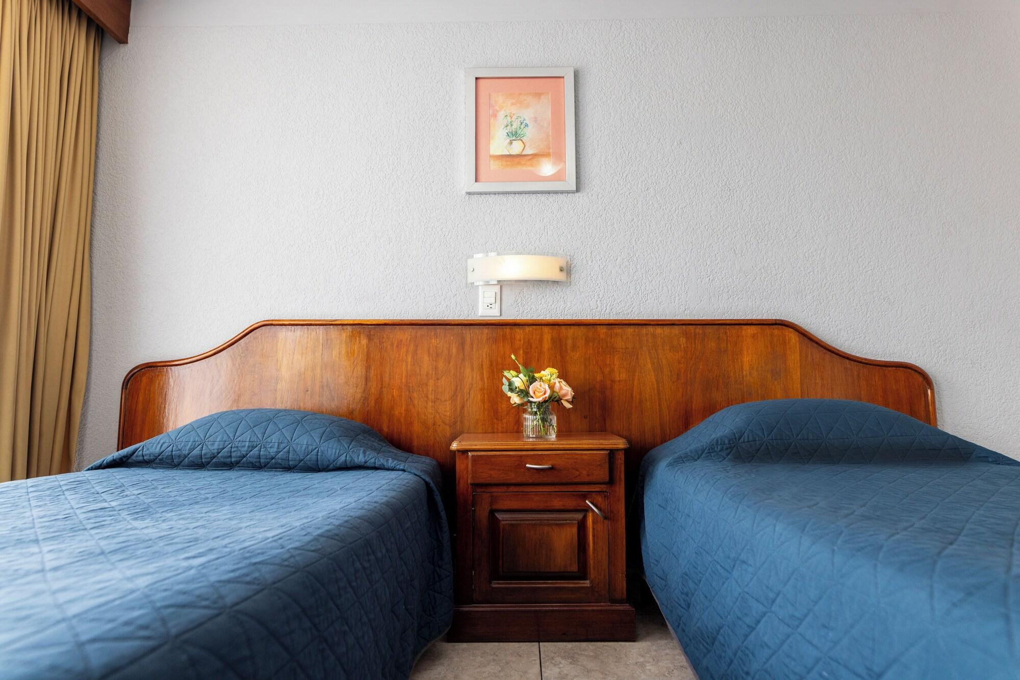 image-housing-carousel