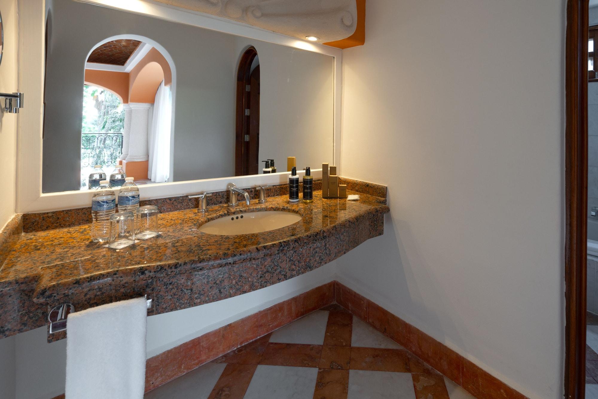 Habitación doble, Varias camas (Communicating 2 Adults)