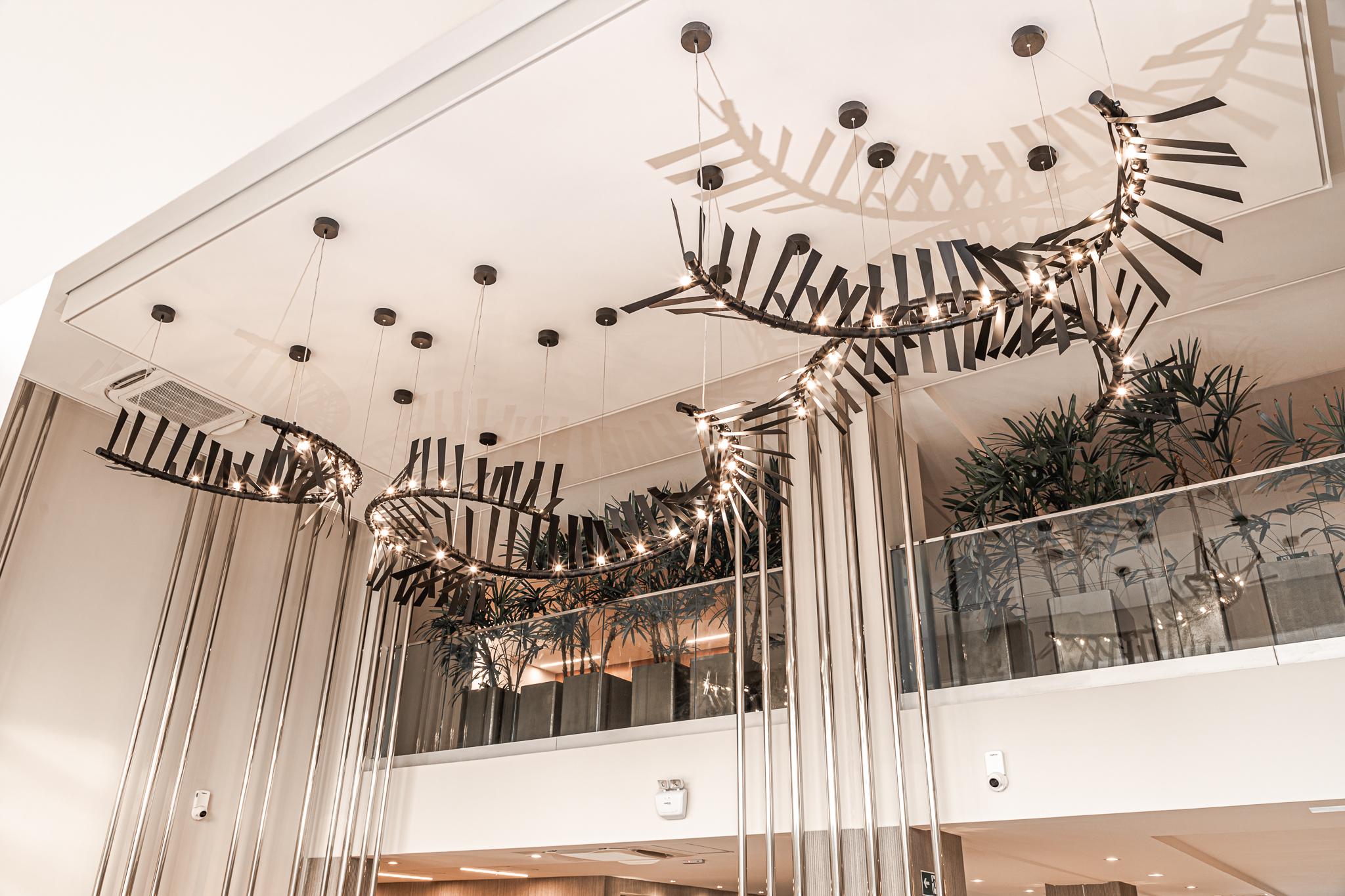 image-housing-carousel