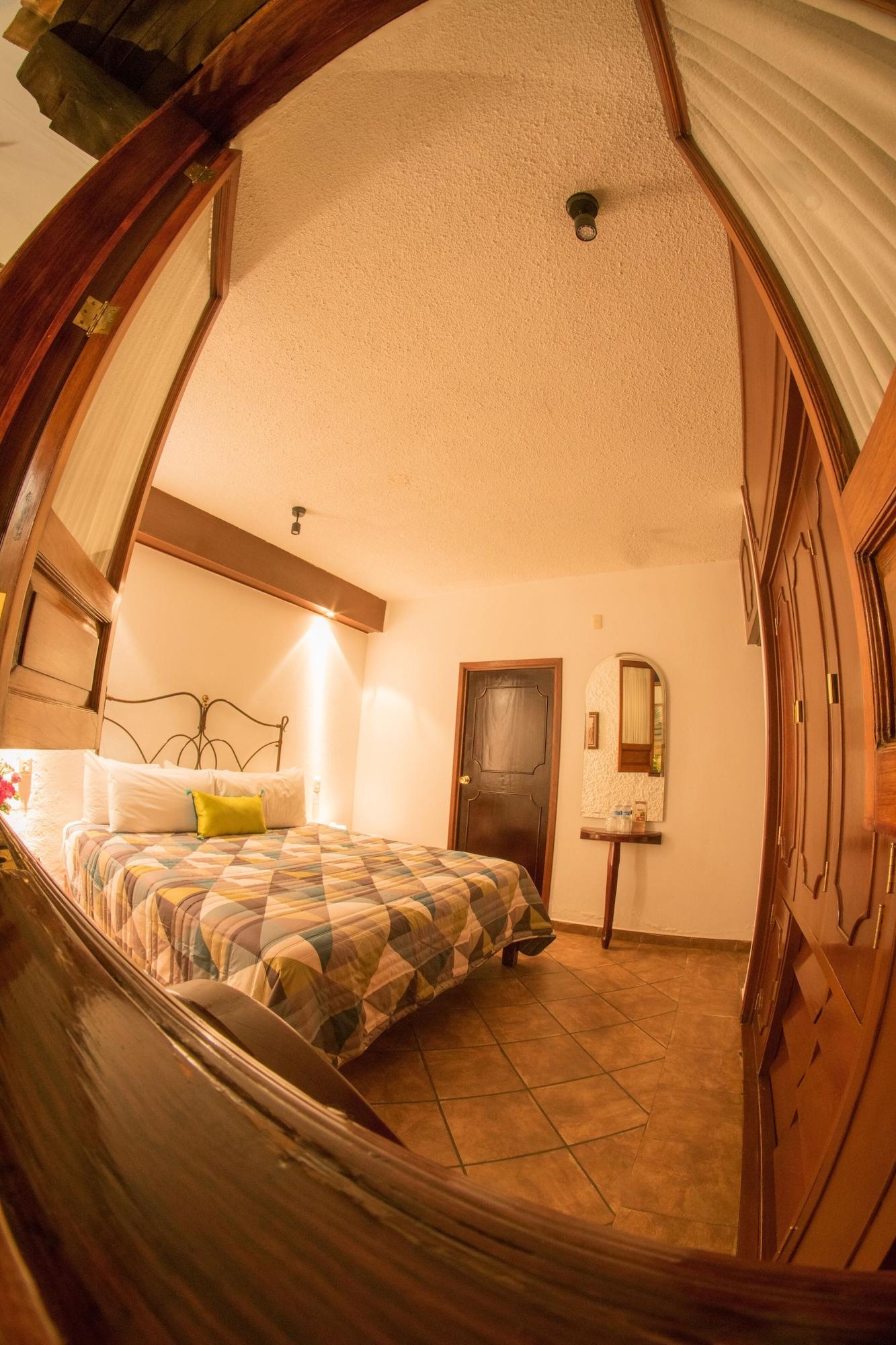 image-housing-carousel