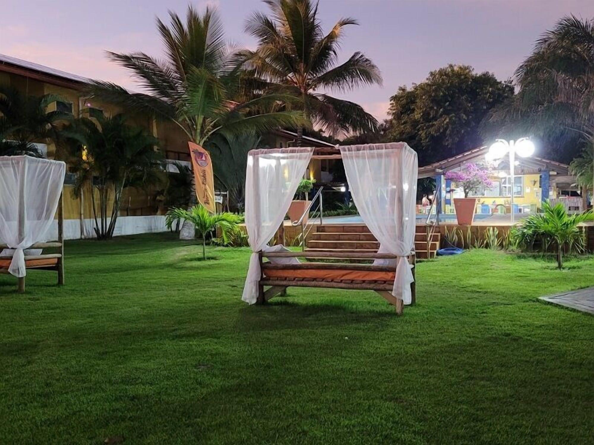 image-housing-carousel