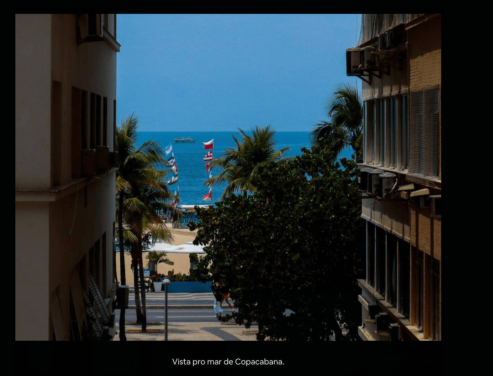 image-housing-carousel