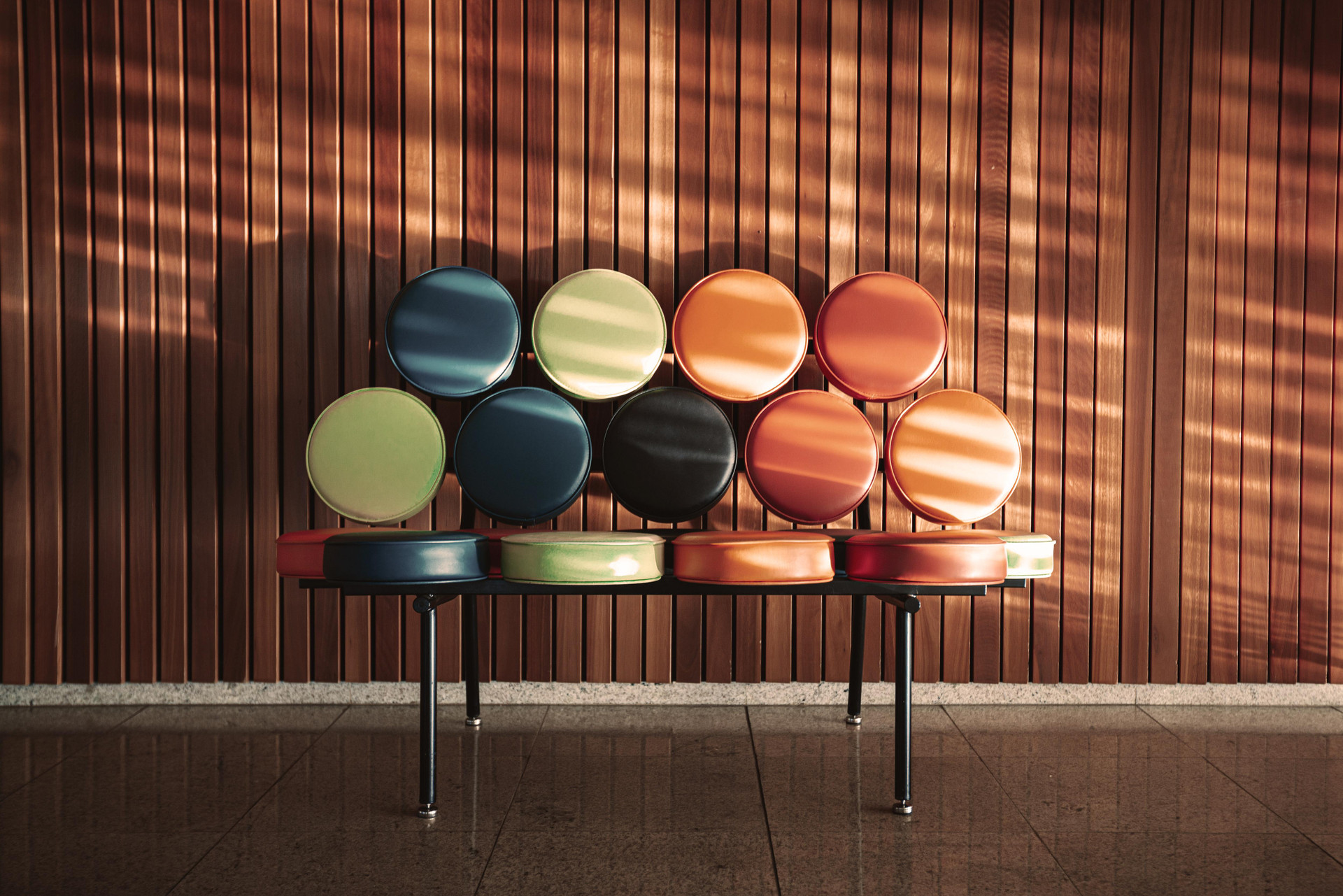 image-housing-carousel