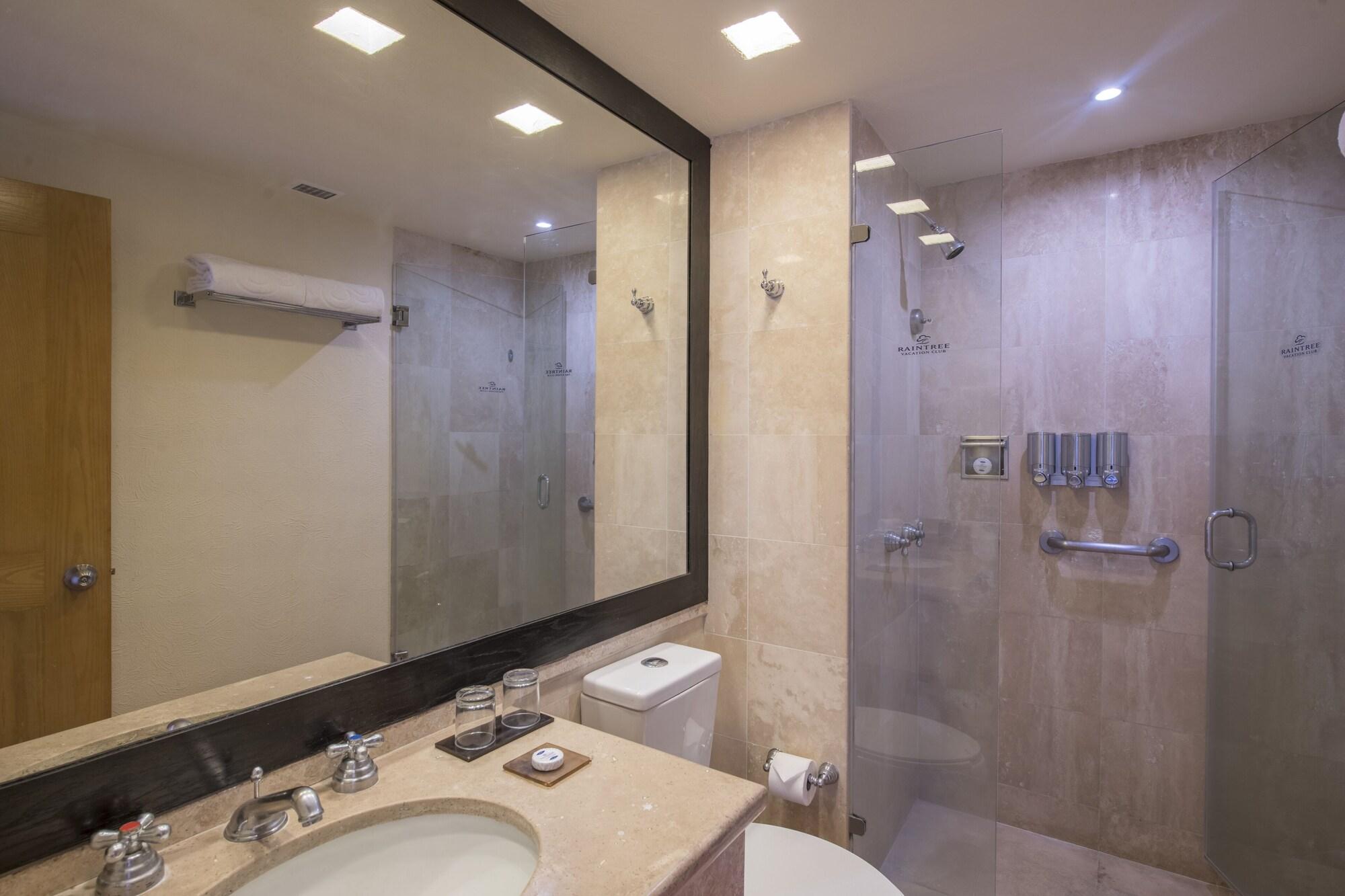 Estudio, kitchenette