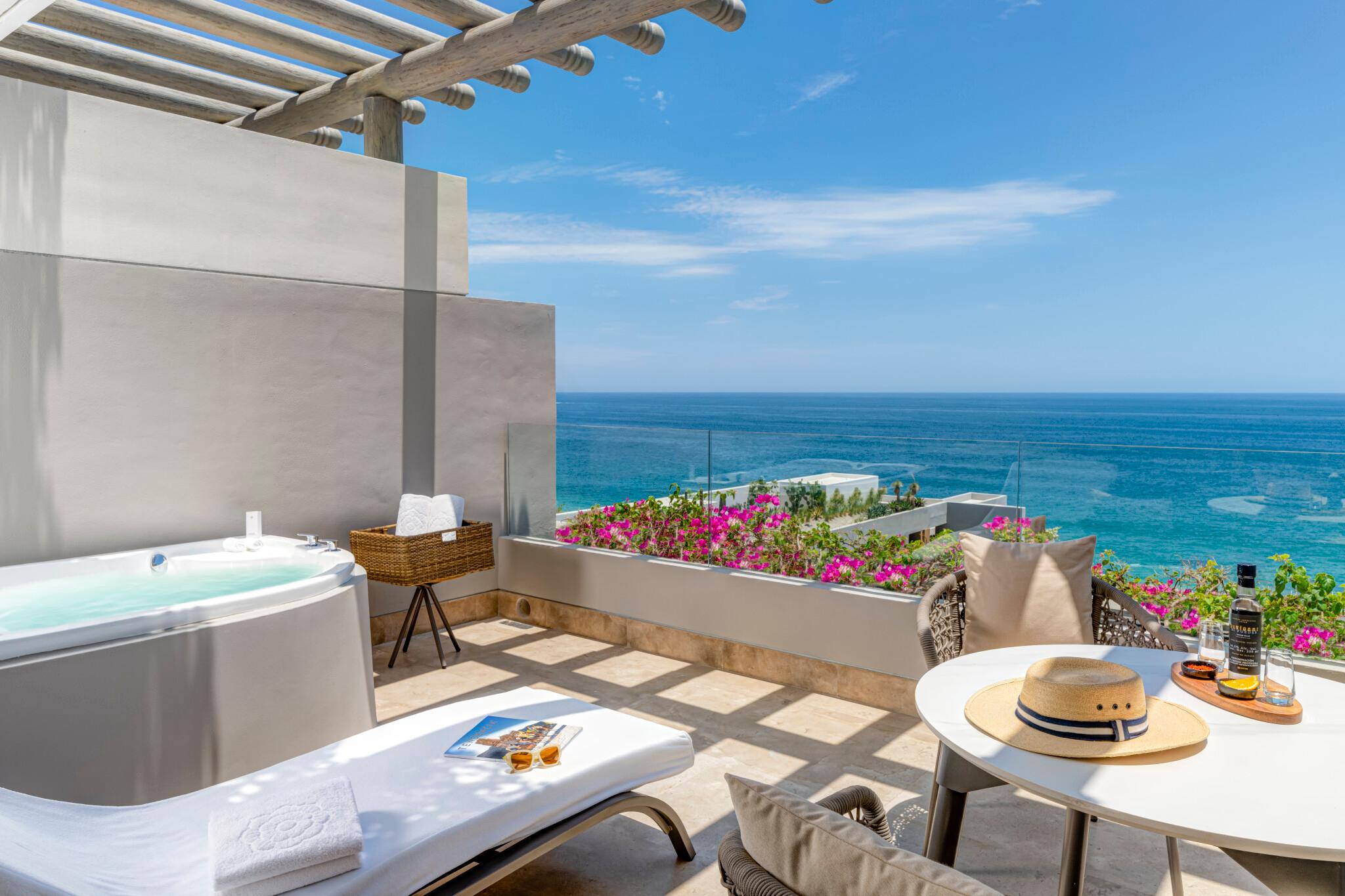 Suite de Lujo con Vista Lateral del Mar