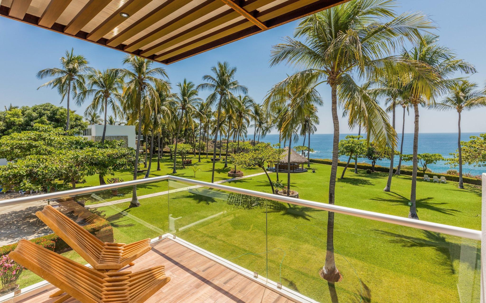 Deluxe Room, 1 King Bed, Terrace, Sea View