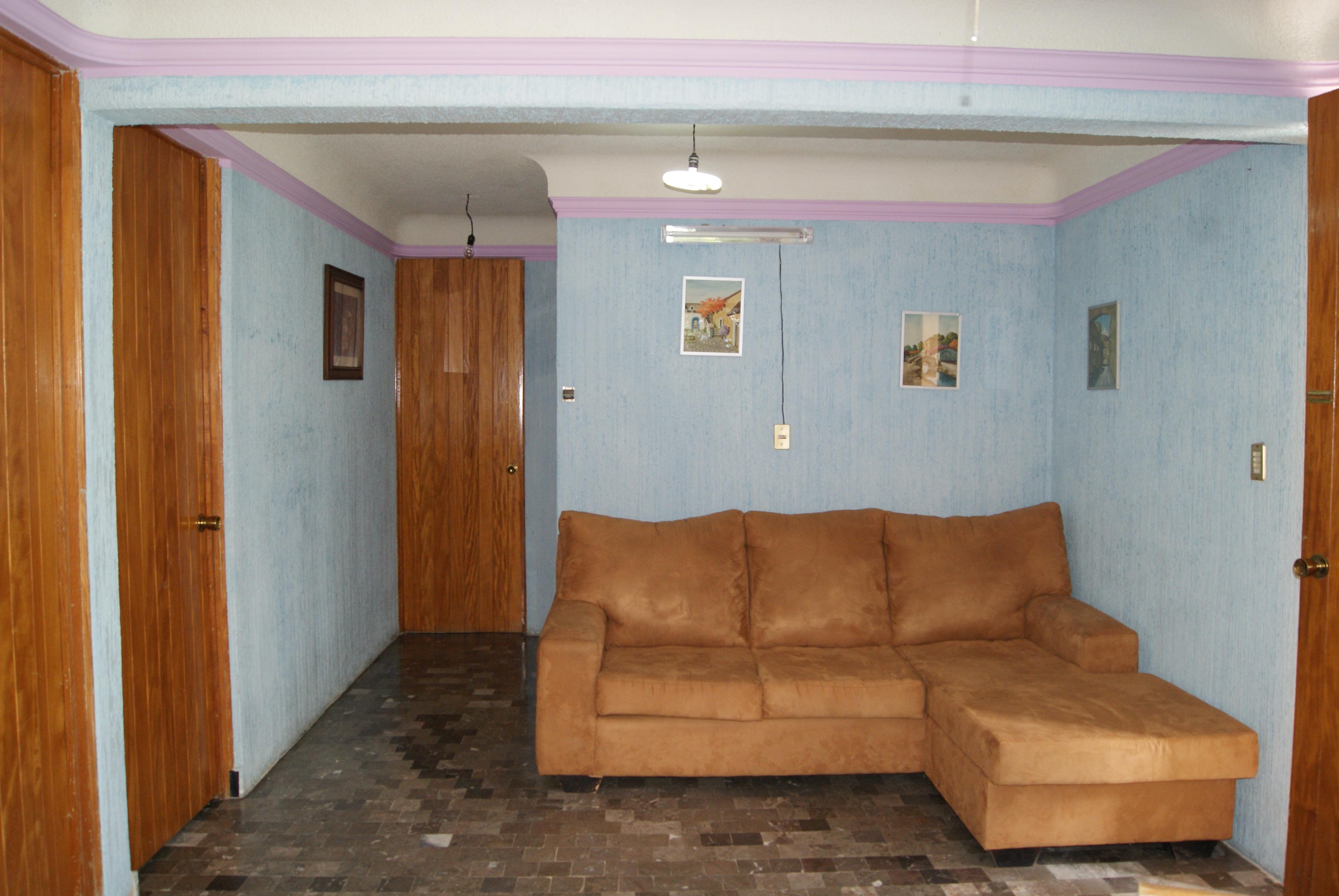 image-housing-carousel