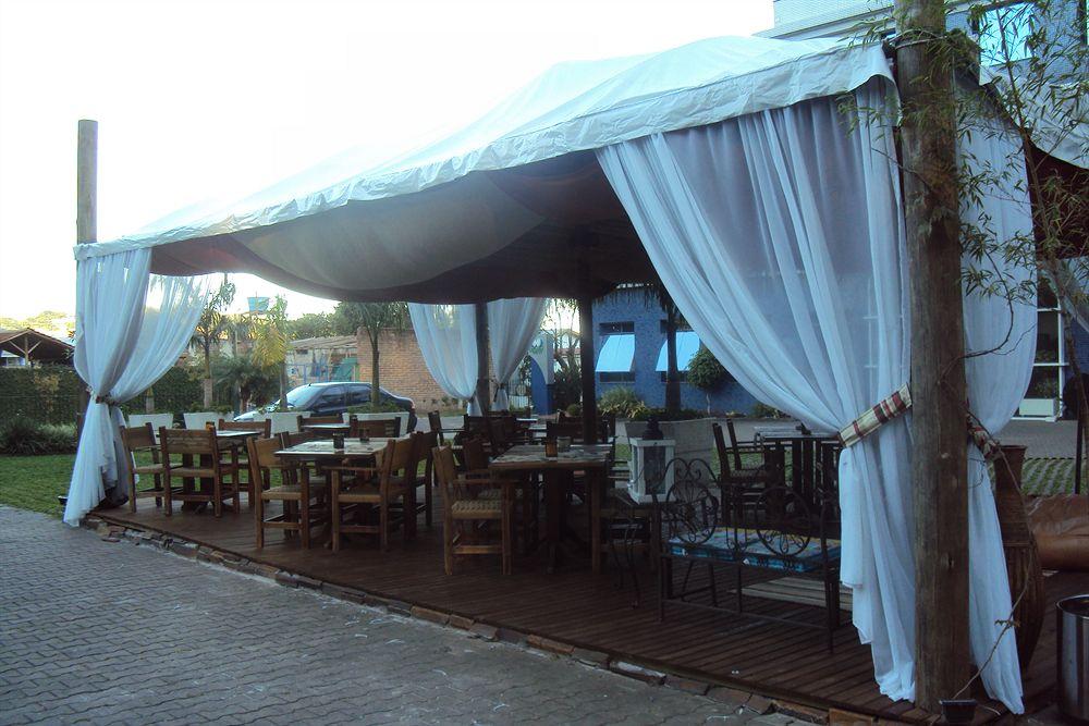 image-housing-carousel