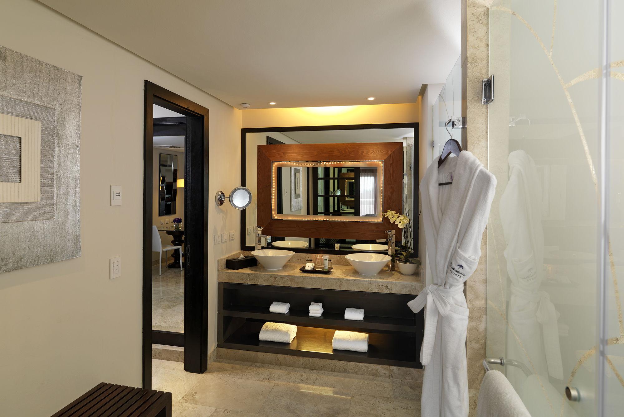 Suite (Nature View)