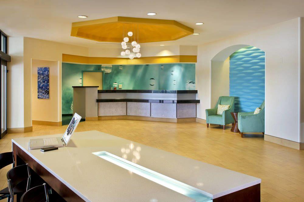 image-housing-carousel