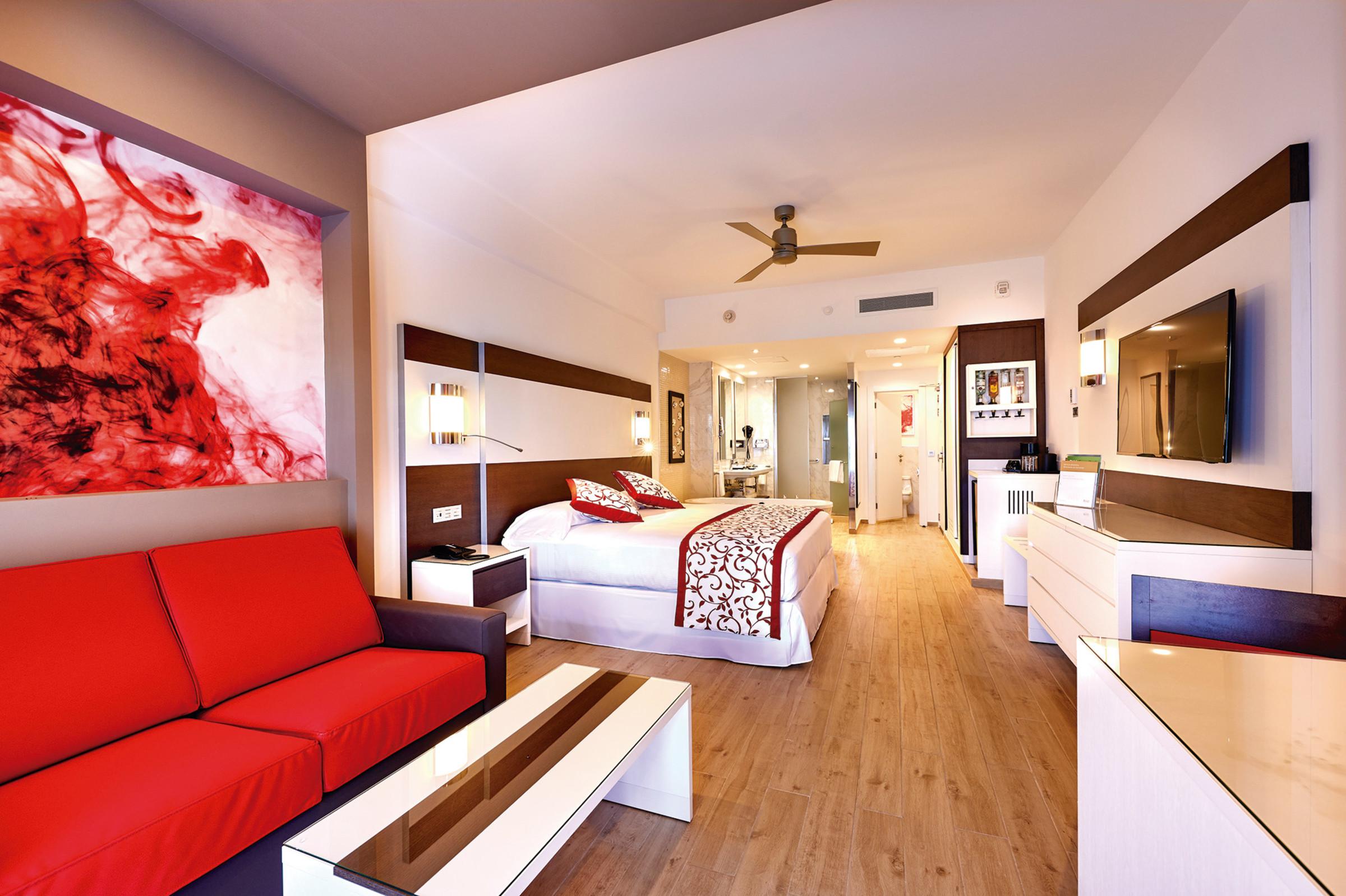 Suite Júnior con Vista Lateral del Mar