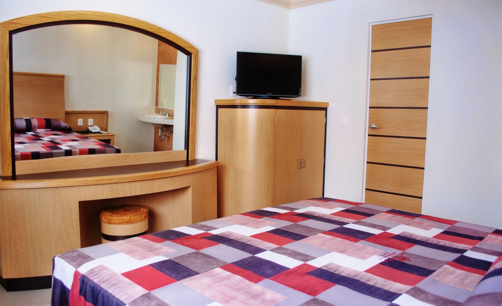 Habitacion Estándar con Cama King Size  T