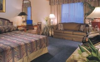 image-housing-carousel
