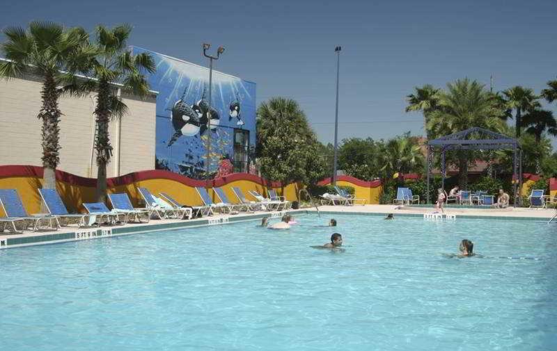 image-housing-carousel