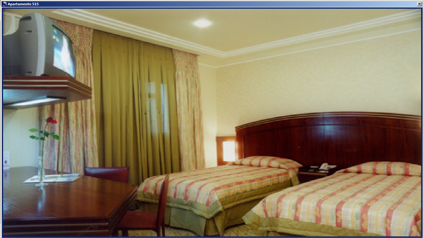 image-housing-carousel