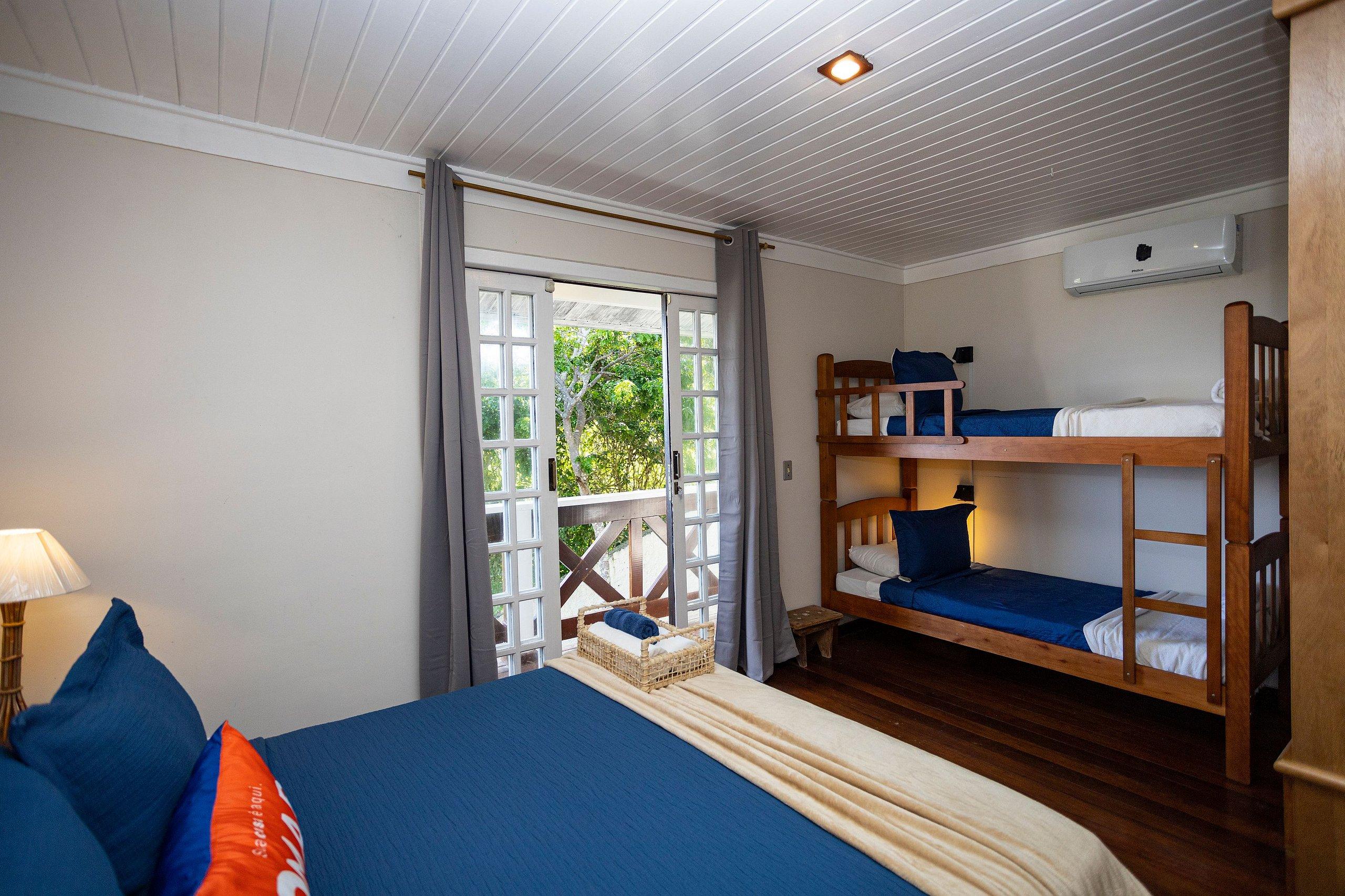 image-housing-carousel