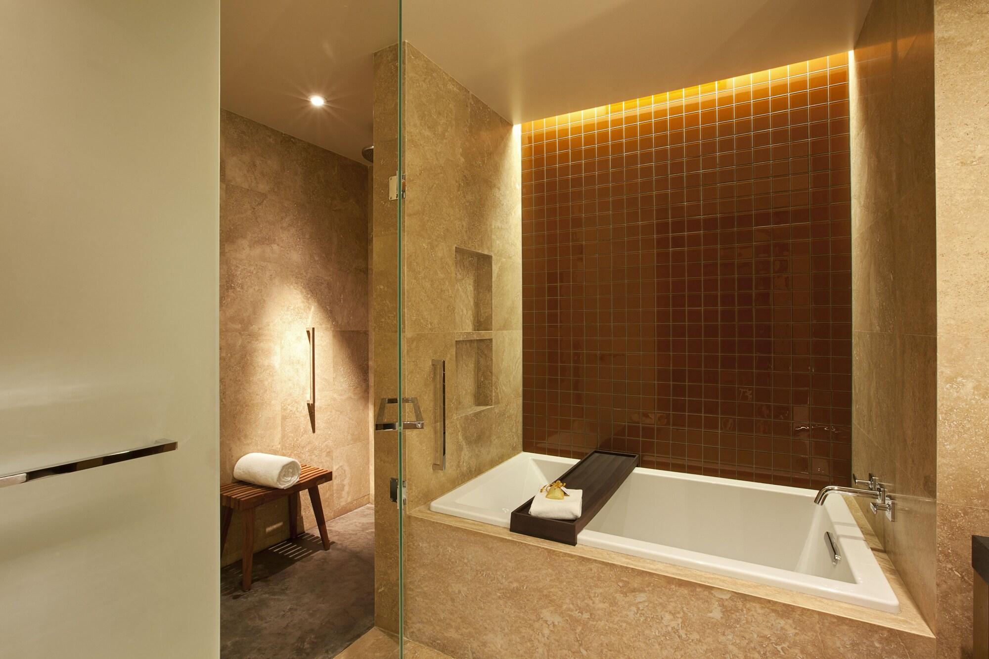 Habitación Deluxe, 1 cama King size, para no fumadores, vista al resort
