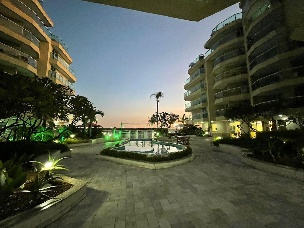 image-housing-carousel
