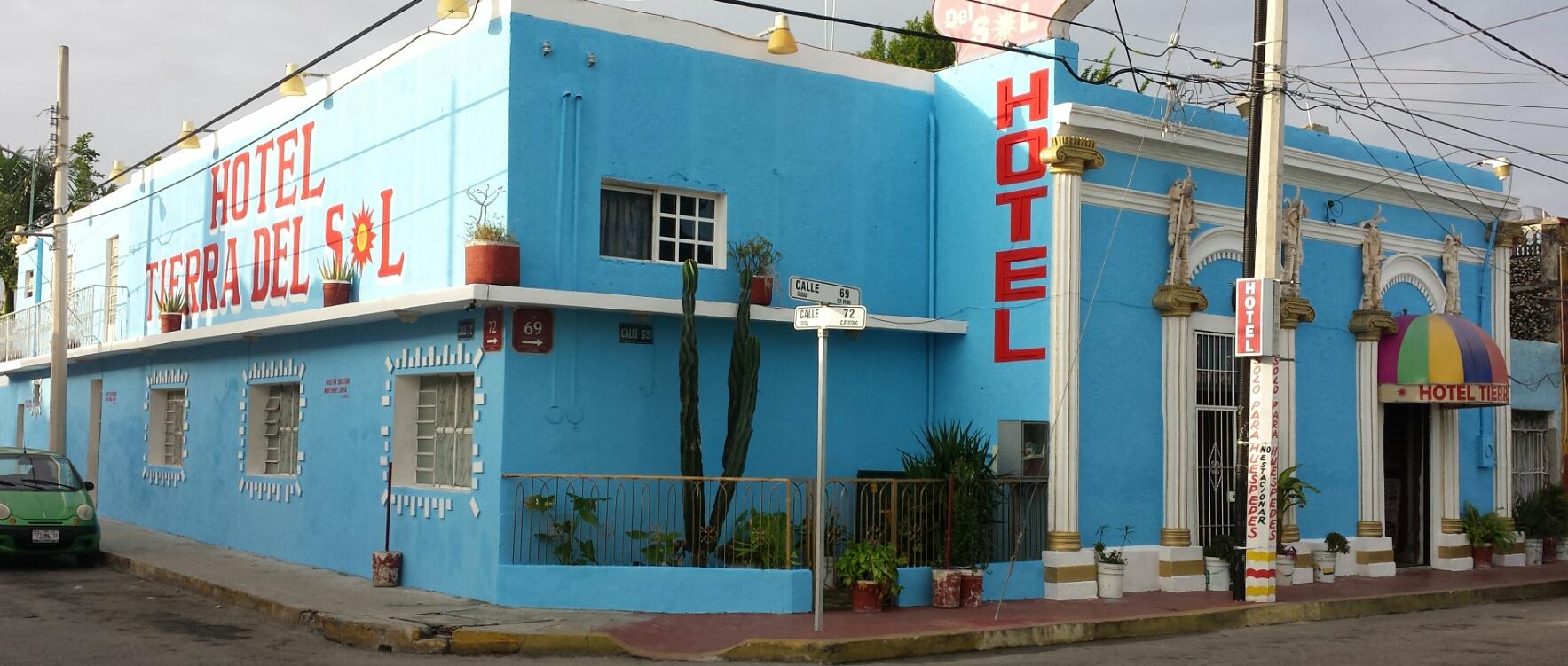 image-housing-carousel