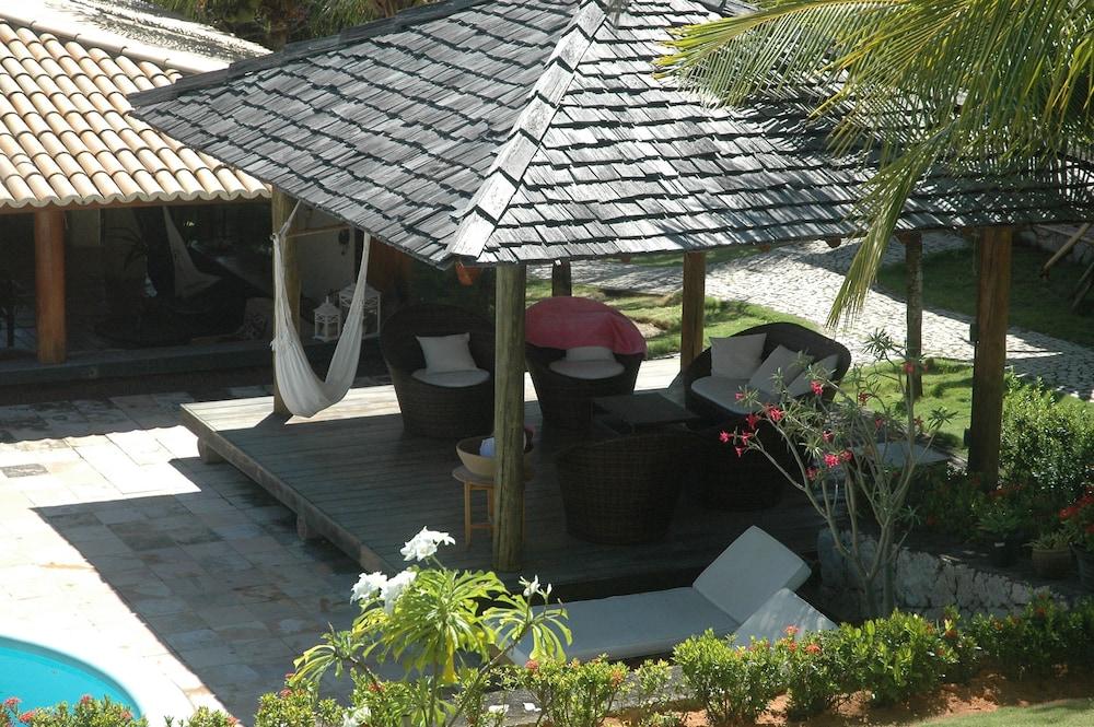 image-housing-carousel