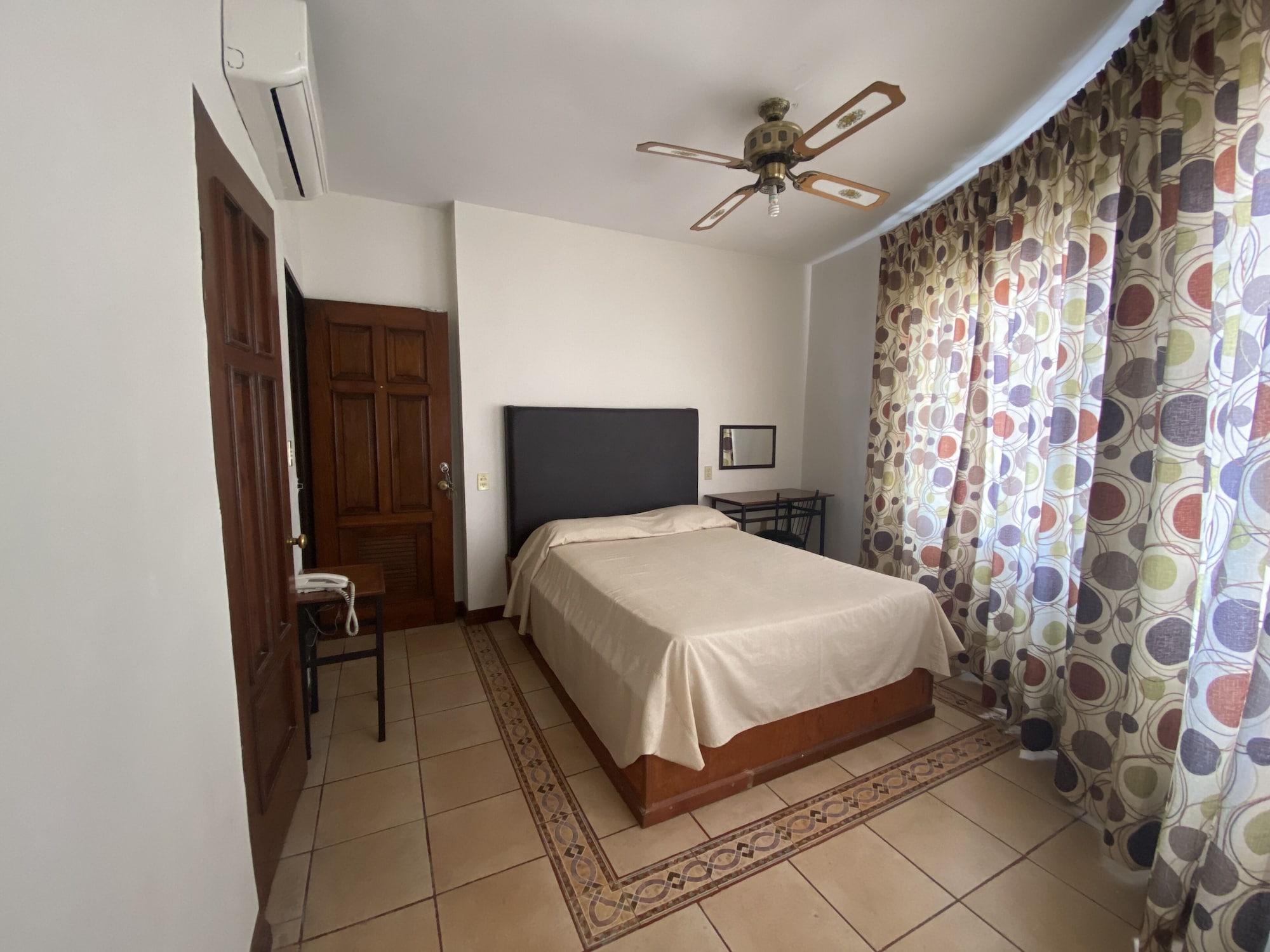 Hotel Fundador 3