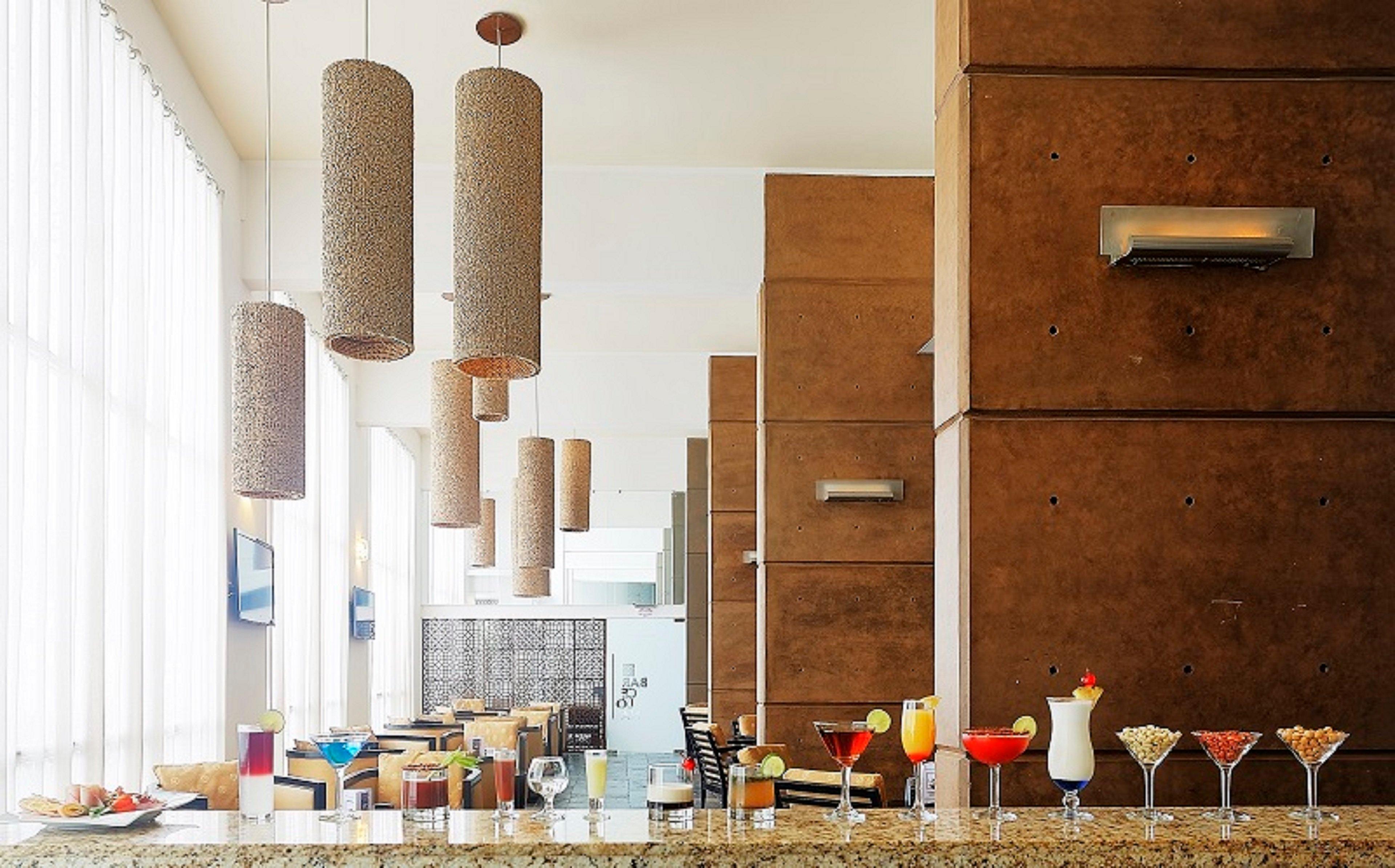 image-housing-carousel