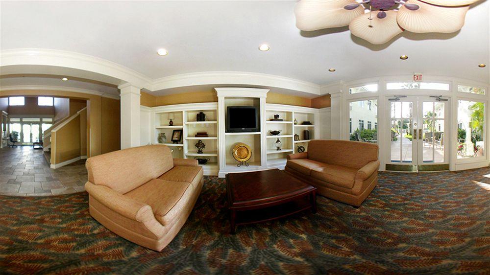 image-housing-carousel