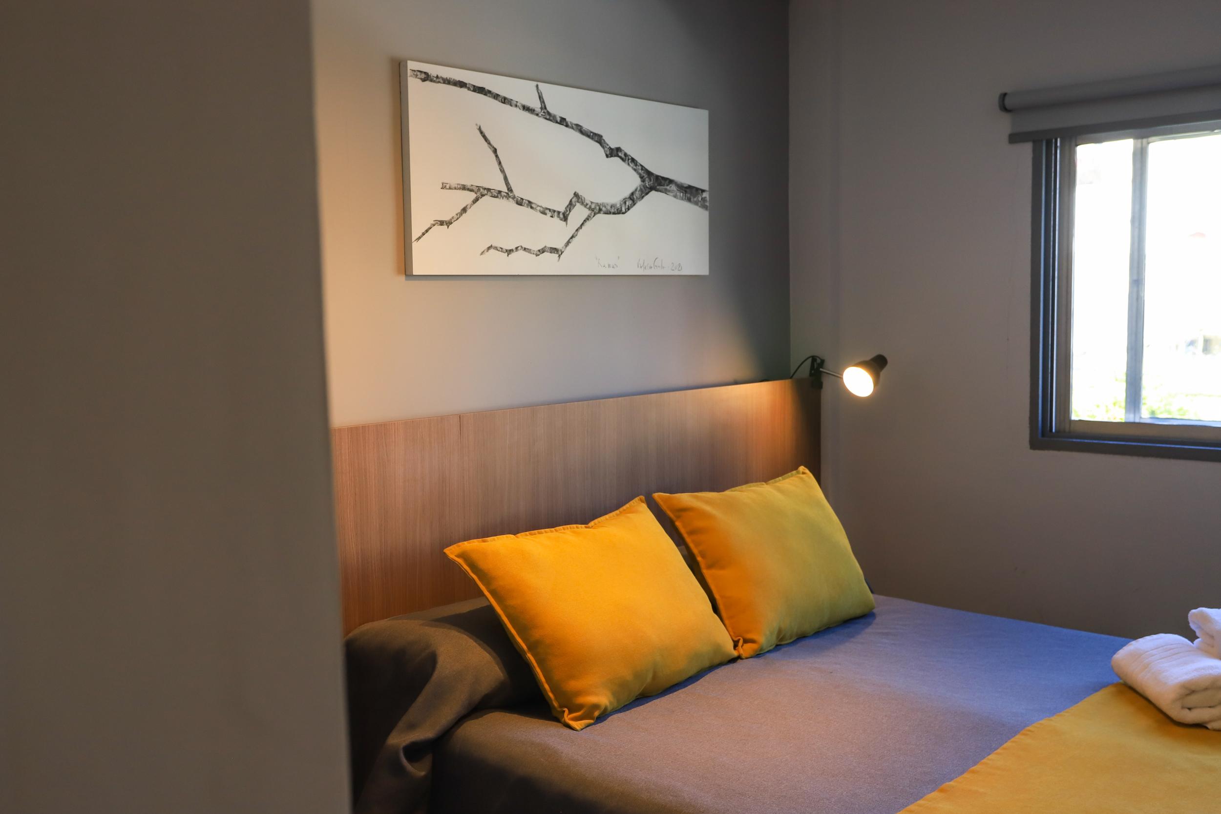 image-housing-carousel