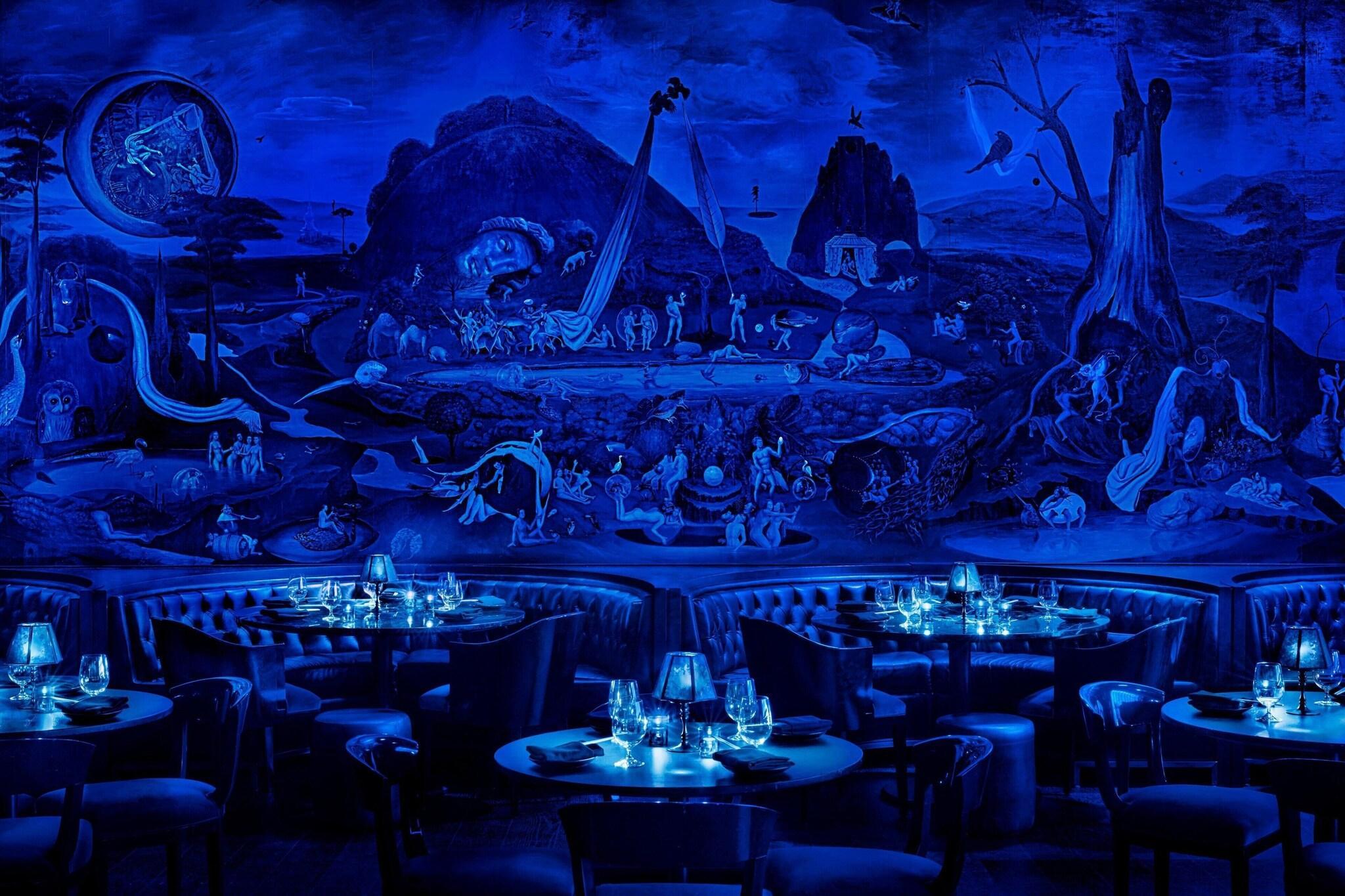 image-housing-carousel