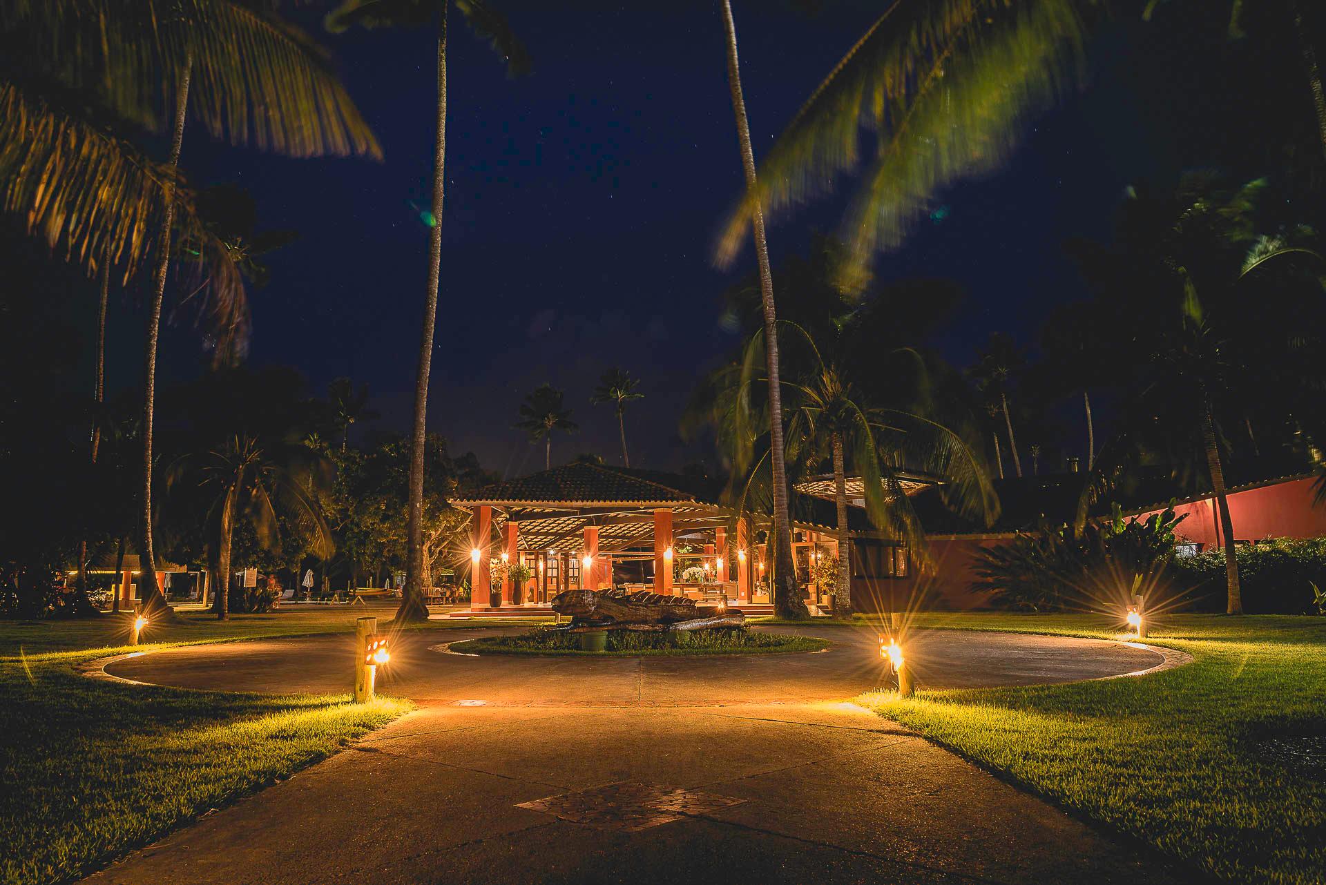 image-housing-carousel