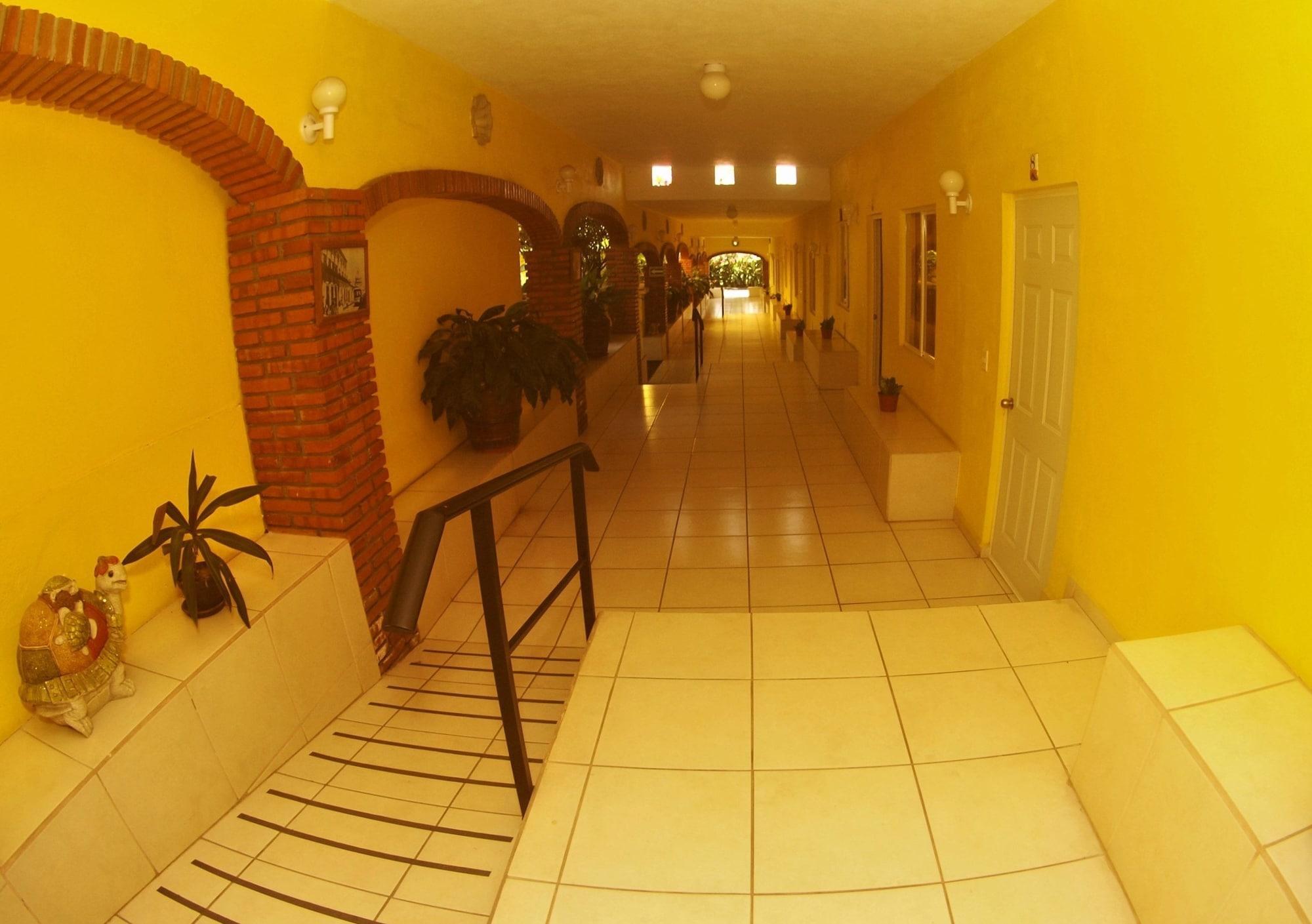 image-housing-carousel
