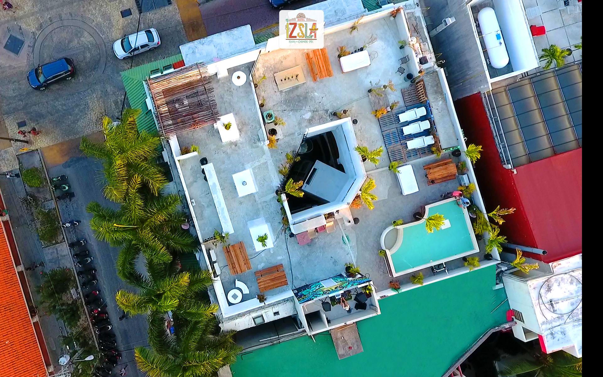 image-housing-carousel