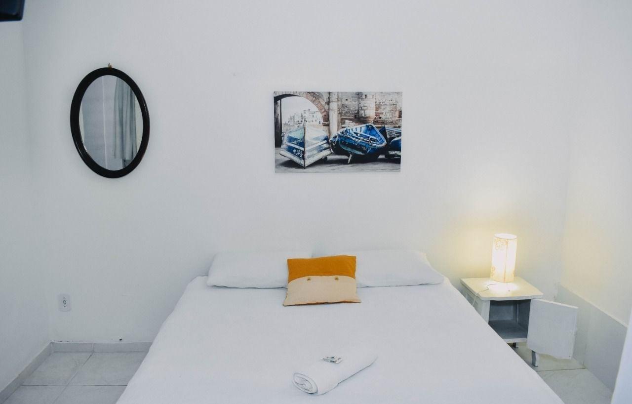 image-housing-carousel