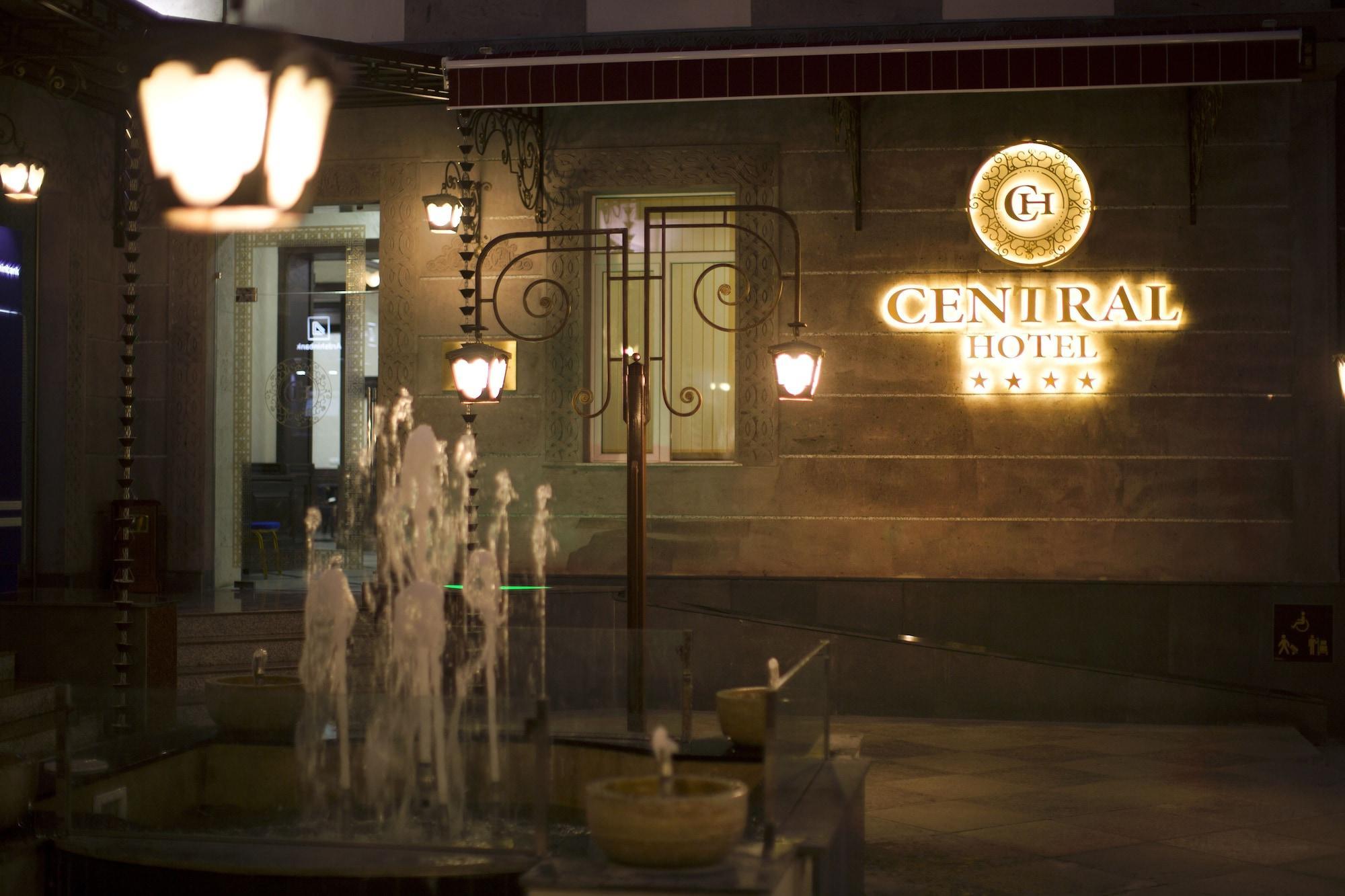 image-housing-carousel
